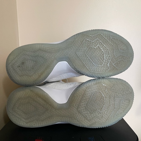 Nike Basketball Shoes All White - Size 13 Mens - Picture 8 of 9